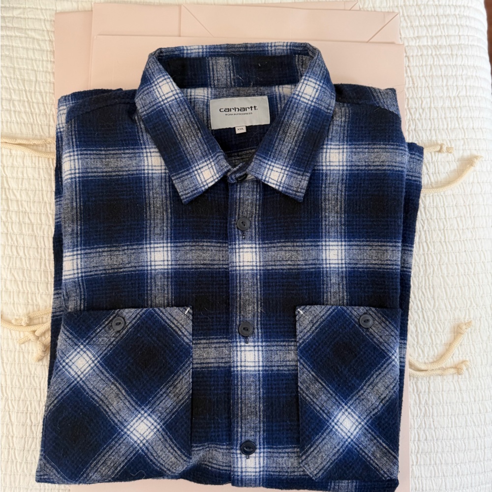 Carhartt WIP Men’s Navy and White Plaid Shirt Jacket